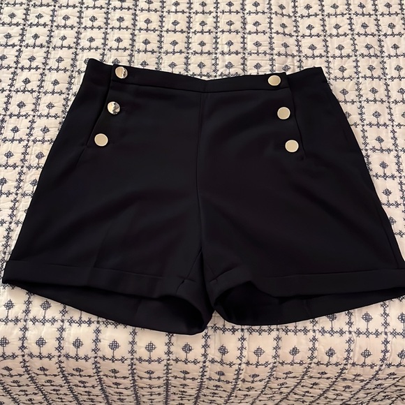 NWOT H&M Sailor Style Buttoned High Waisted Shorts - Picture 4 of 8
